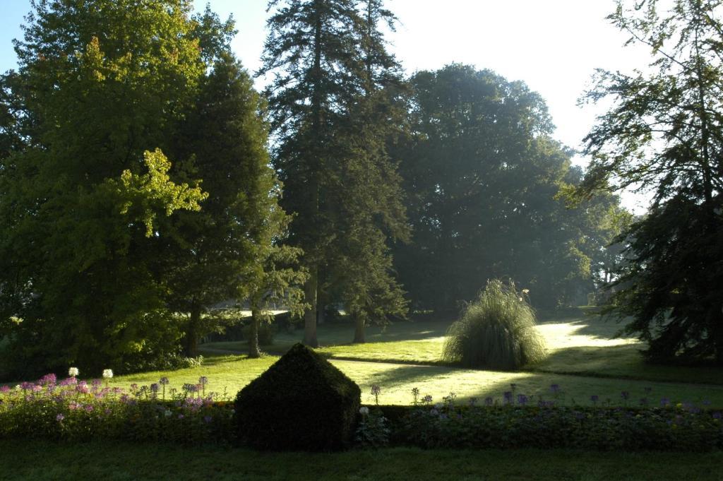 Chateau De Montriou Feneu Buitenkant foto