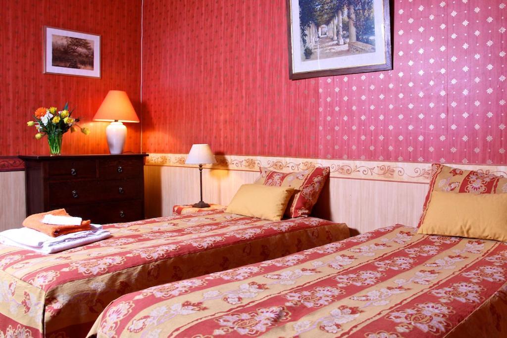 Chateau De Montriou Feneu Kamer foto
